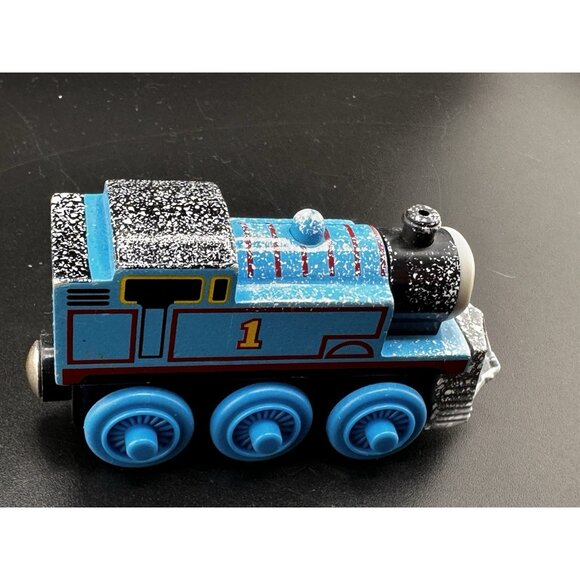 Snow Covered Thomas Wooden Railway Vtg 2003 Train Engine Learning Curve Limit-1 - Picture 6 of 15